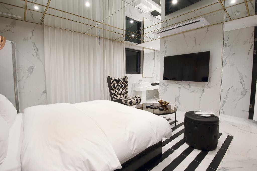 Hotel The Artist Yeoksam Сеул Экстерьер фото