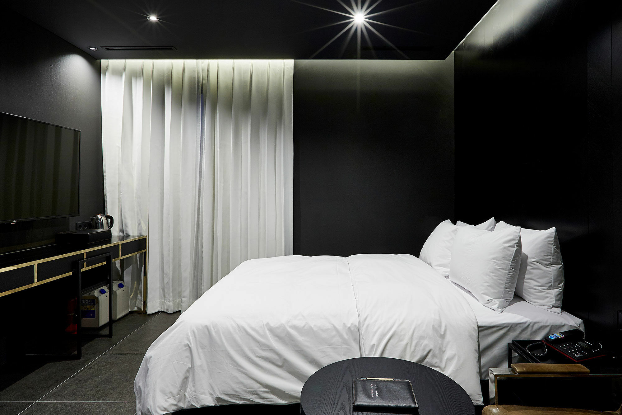 Hotel The Artist Yeoksam Сеул Экстерьер фото